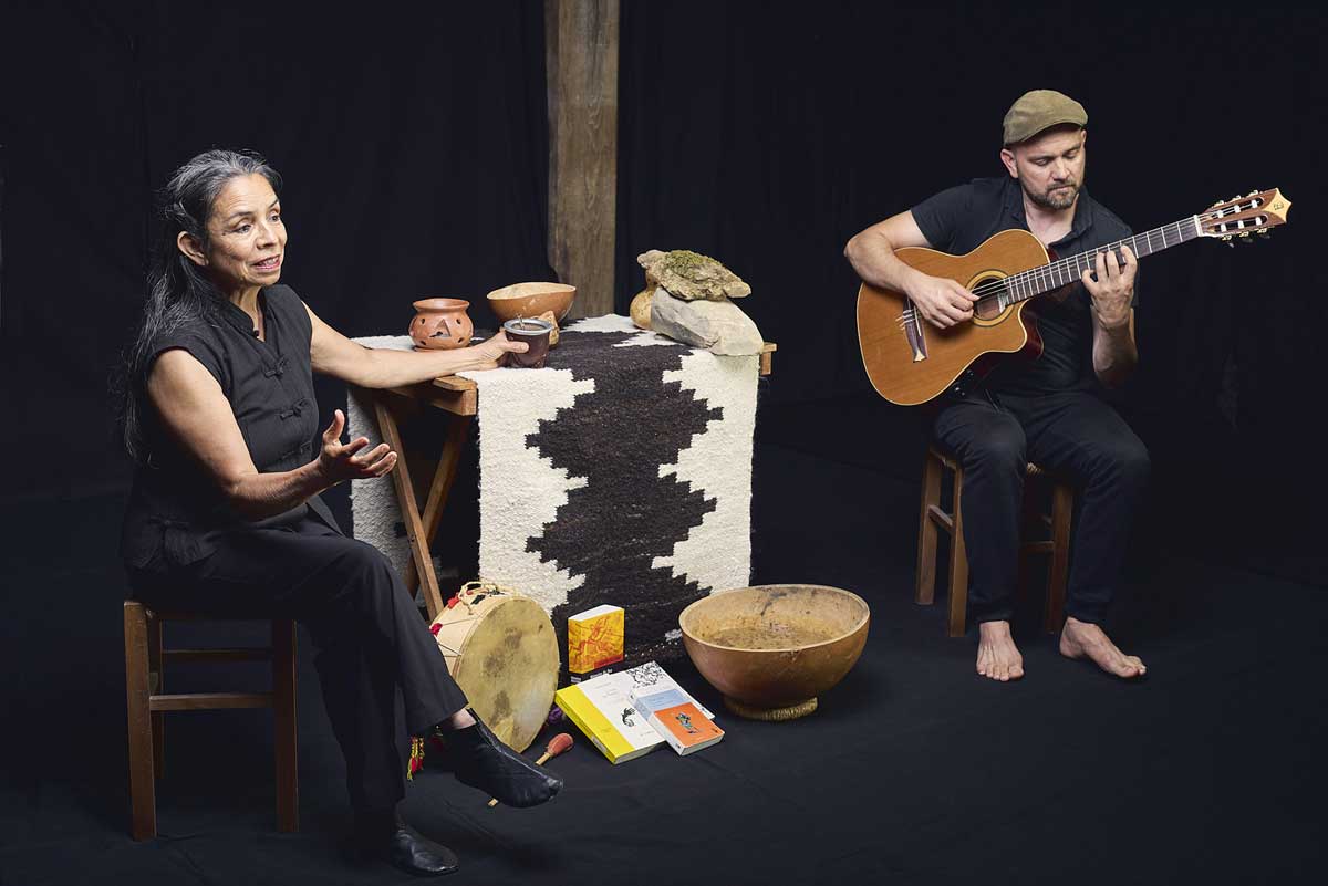 Spectacle Galéano sur le fil de ses mots avec Carmen Samayoa et Gabriel Jordan